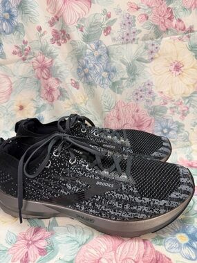 Brooks Levitate 5 Black Running Shoes
